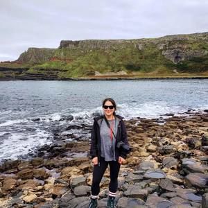 Meet your Posher, Esin